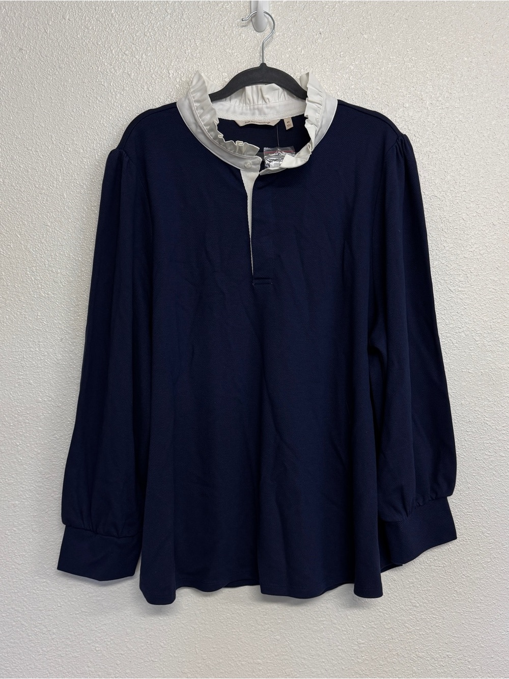 Soft Surroundings New Size 3X Bridget Navy Long Sleek Top White Ruffle Collar